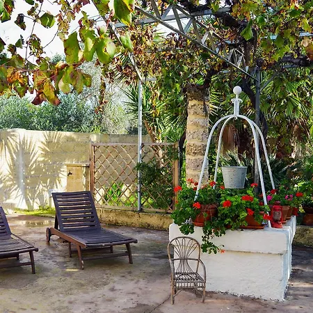 Holiday home Villetta 5 Palme *